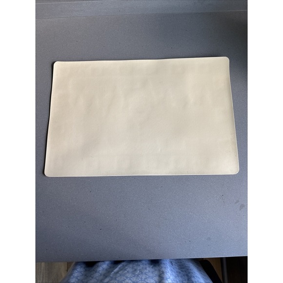 Lot of 4 Vintage CSC Vinyl Christmas Place Mats Santa Clause quilt style - Picture 6 of 6